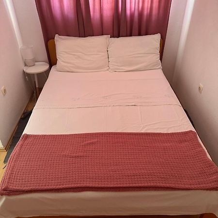 Apartmani Dekovic Primosten Ngoại thất bức ảnh